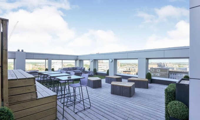 Fairfield Apartment | Modern 1 bedroom apartment in the center of Croydon