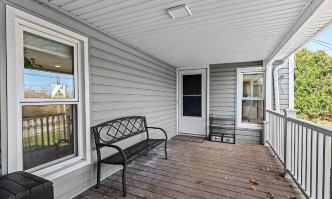 Plymouth Apartment | Modern 1 Bedroom Lower-Level Apartment in Plymouth
