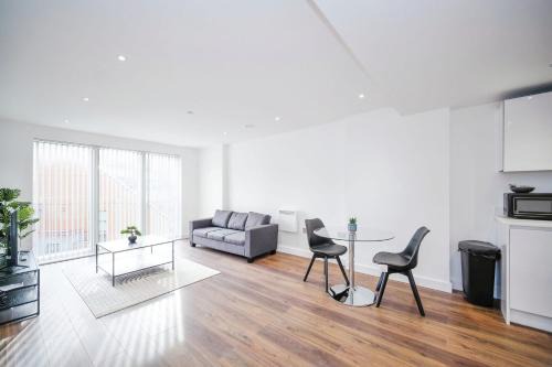 Bracknell Apartment | Modern 1Bed Apt with Parking - Grand Exchange Bracknell