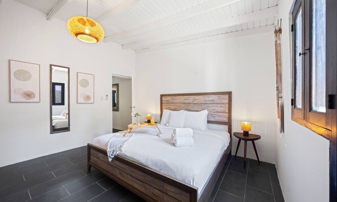 Esmeralda Apartment | Modern 1BR Aruba Escape – Near Beach, Full Kitchen, AC, Ideal for Couples