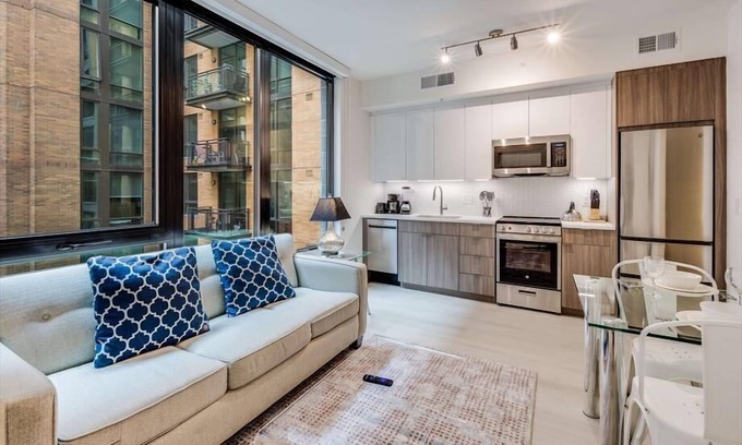 NoMa Hotel | Modern 1BR in NoMa, Perfect for Relaxing & Exploring DC