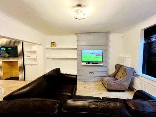 Blyth House | Modern 2-bed in Blyth centre