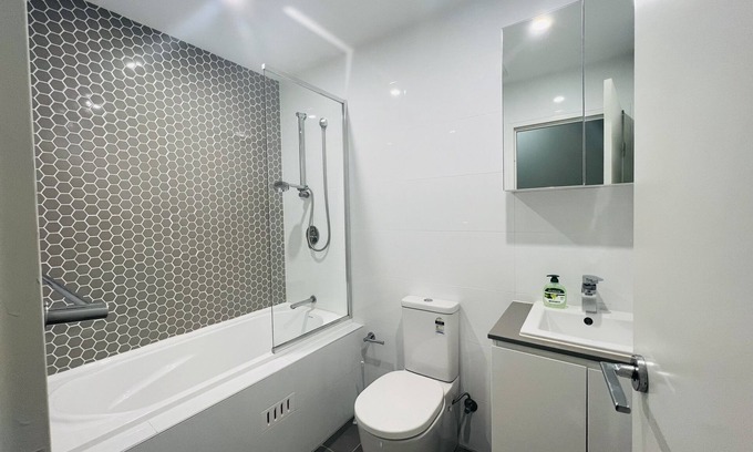 Burwood Apartment | Modern 2 Bedroom apartment in Sydney