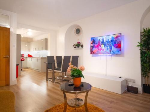 Woolwich Apartment | Modern 2 Bedroom Apartment in Woolwich