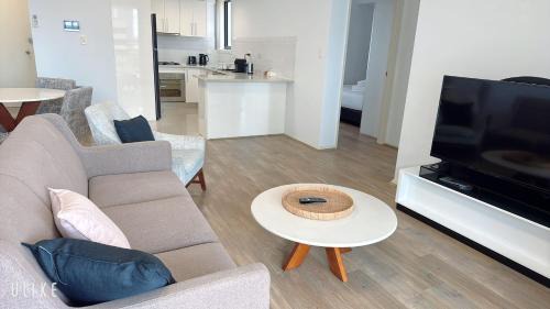 Parramatta Apartment | Modern 2 Bedroom Apartment with Parking Central Parramatta