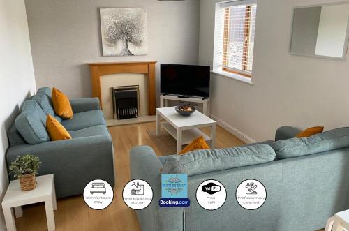 Oldbury Apartment | Modern 2-Bedroom Flat By Escape & Estates Short Lets & Serviced Accommodation Oldbury With Free Parking