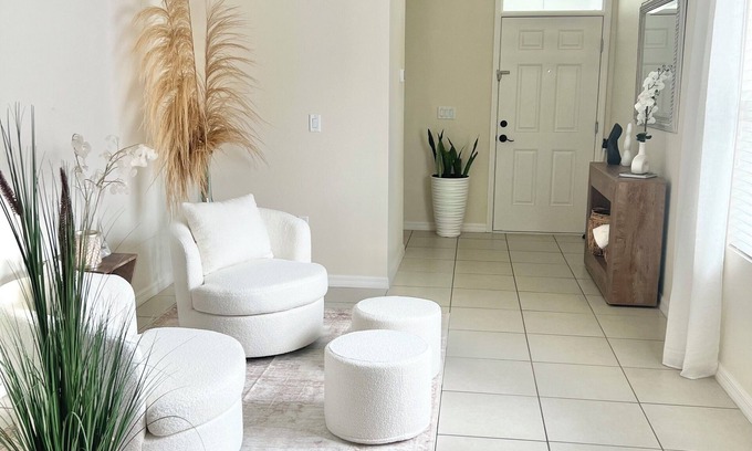 Sandy Ridge House | Modern 2-bedroom house located 1 mile from restaurants and retail stores.