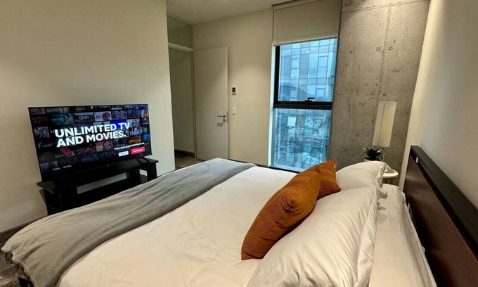 Monterrey Apartment | Modern 2BD&2BA I Hospital I Steps to Shops&Dining