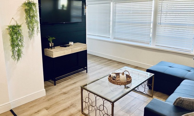 Vacation Village Condo | Modern 2B/2B Condo by Disney, Lakes