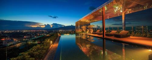 Chang Khlan Apartment | Modern 2BR Penthouse Astra 181Sqm with Panoramic Views in Central Chiang Mai