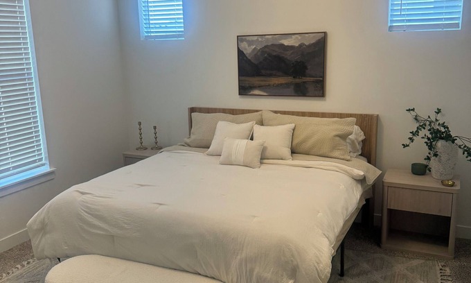 Riverton Condo | Modern 3 bed condo in heart of Riverton