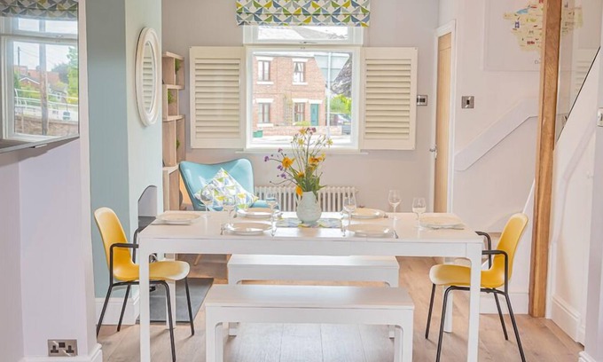 Tarporley House | Modern 3-Bed House on Tarporley High Street