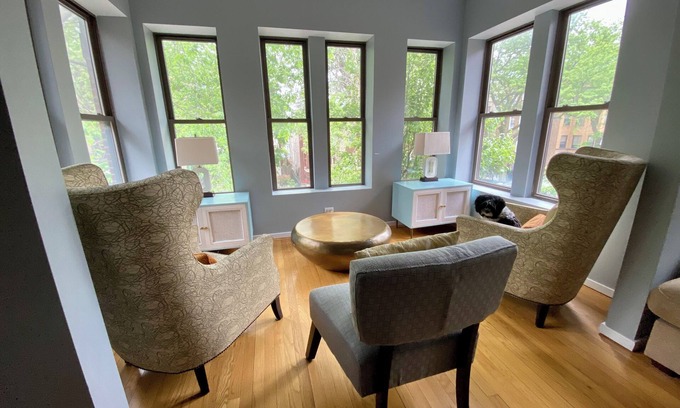 Edgewater Apartment | Modern 3 Bedroom Home!