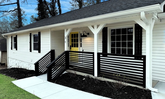 Lawrenceville House | Modern 3-bedroom 2 bath house