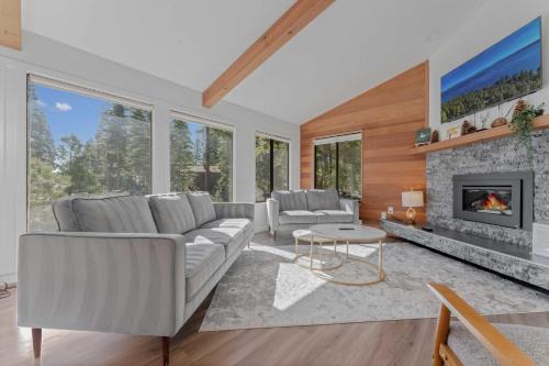 Carnelian Bay House | Modern 3BR Carnelian Bay Retreat