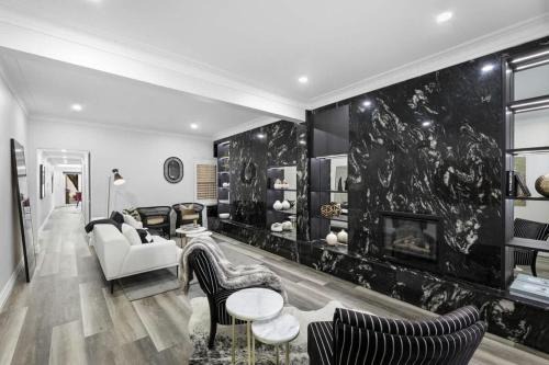 Glebe Apartment | Modern 3BR Glebe Home with Terrace & Garage for 8