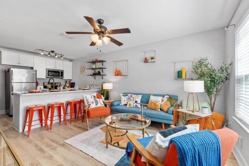 Killearn Estates Apartment | Modern 3BR Home Ideal for Groups, Prime Location