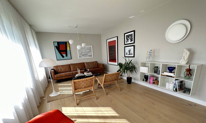 Vesturbær House | Modern 4 bedroom house in Reykjavik, Superb Location !
