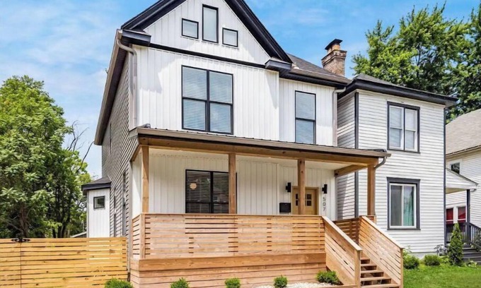Livingston Park House | Modern 4Bd Home | Outdoor Living, Near Downtown and Children's Hospital