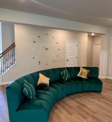 Sandtown House | ~Modern 5 bedrooms Luxury home ~