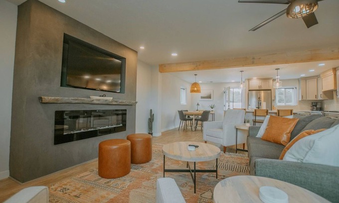 Alamedan Valley House | Modern Adobe Home with Hot Tub