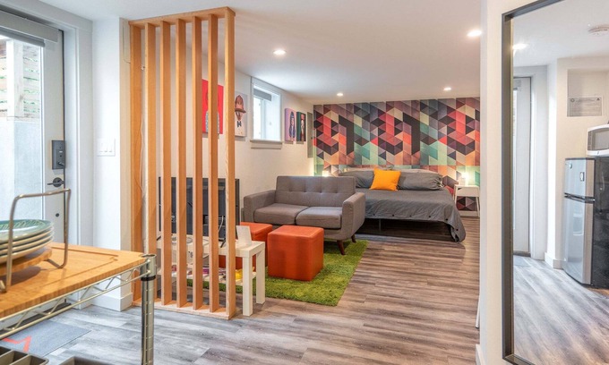 Vernon Apartment | Modern Alberta Arts Studio with King Bed in Prime Location