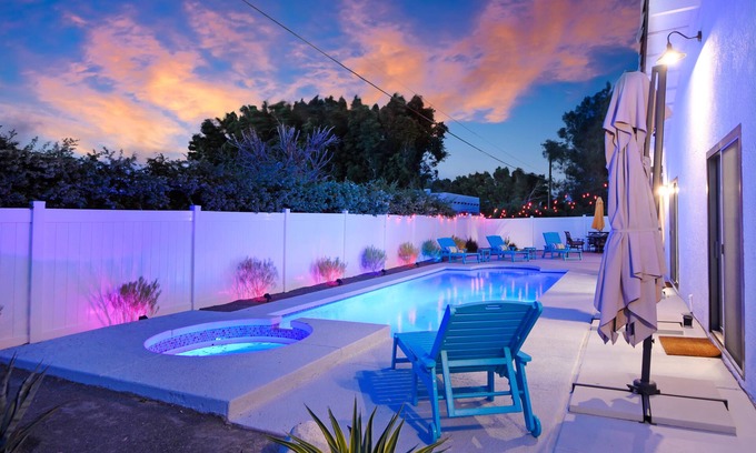 Racquet Club South House | Modern and Model ready stylish 5BR Oasis