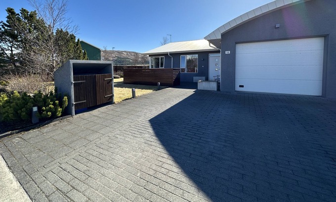 Laugardalur House | Modern and spacious 4br house in Reykjavik, with Hot Tub.