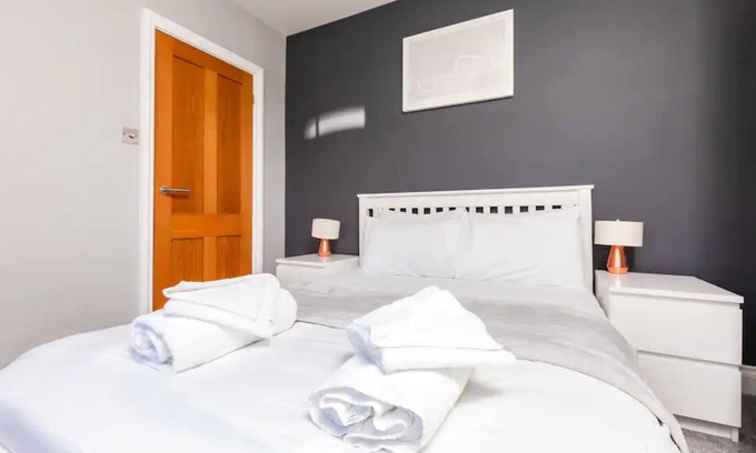 Brighton Apartment | Modern and Stylish 2 Bedroom House in Brighton