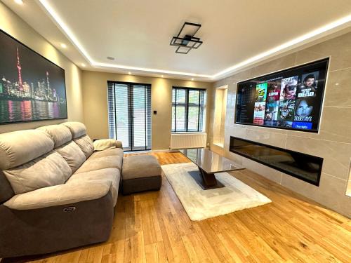 Perth House | Modern and Stylish Rural Retreat
