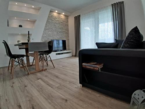Rab Town Apartment | Modern apartment with seaview