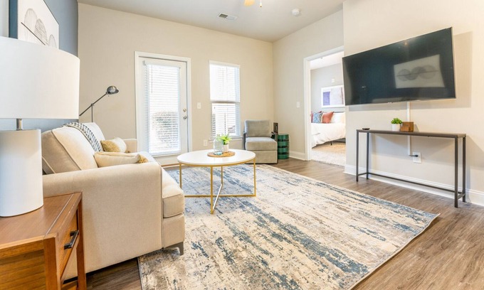 Johns Island Apartment | Modern Apartment in Prime Location (ID4762X5)