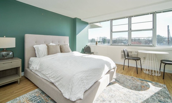 Wynnefield Apartment | Modern Apartment in Prime Location (ID3880X72)