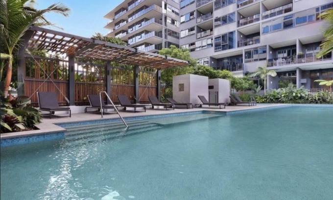 Newstead Apartment | Modern apartment in Brisbane