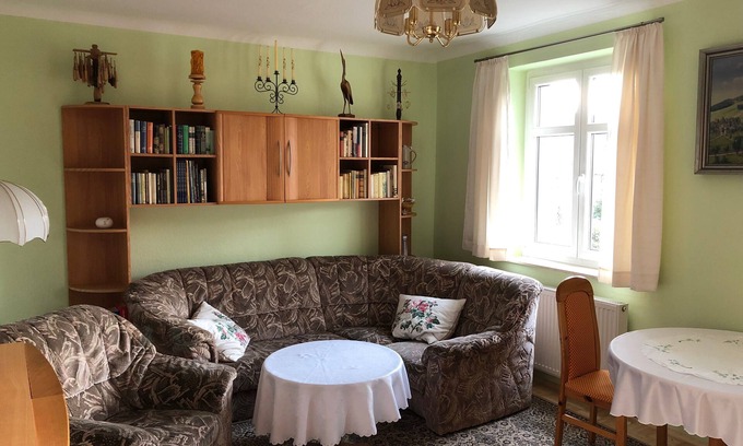Trachau Apartment | Modern apartment in Dresden