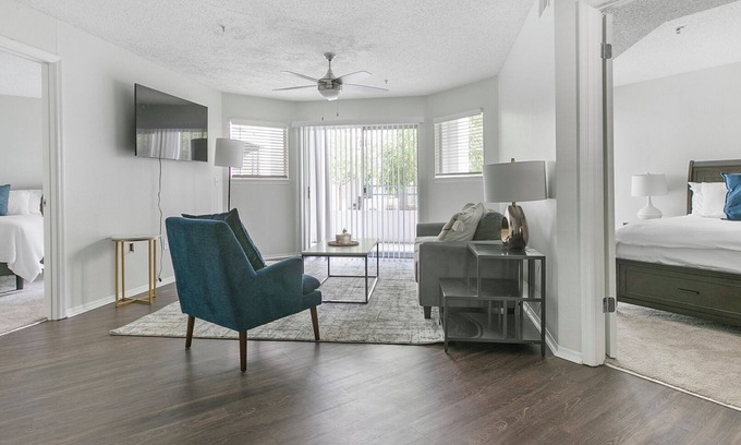 Blue Ash Apartment | Modern Apartment in Prime Location (ID1387X808)
