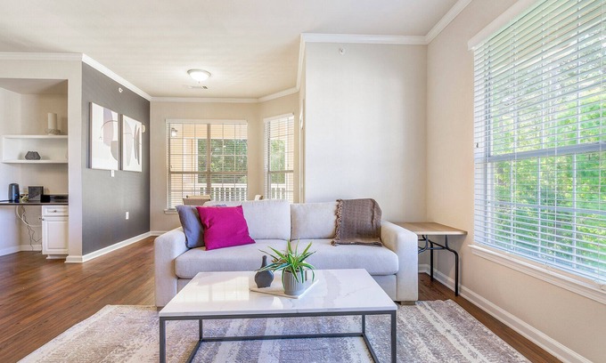 Southwest Raleigh Apartment | Modern Apartment in Prime Location (ID8578X29)