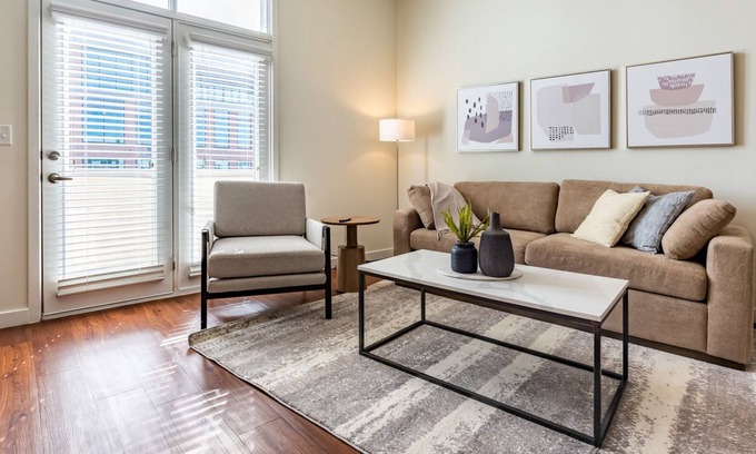Lenexa Apartment | Modern Apartment in Prime Location (ID8657X50)
