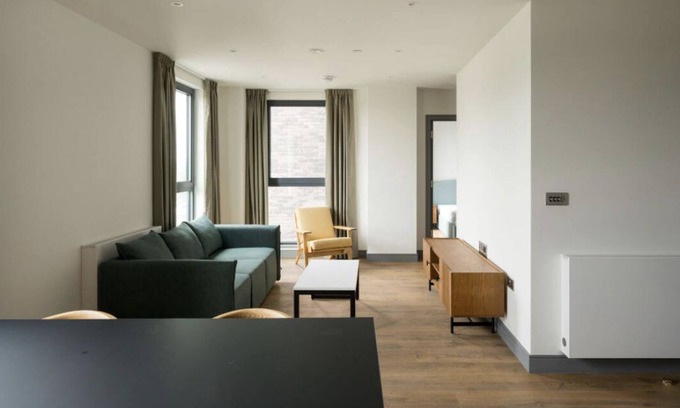 Tottenham Hale Apartment | Modern Apartment in Tottenham, London
