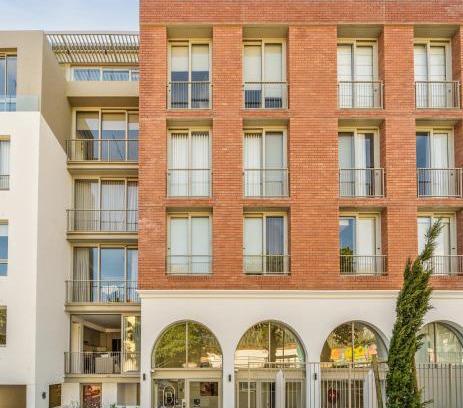 Green Point Apartment | Modern Apartment in trendy Green Point, Cape Town