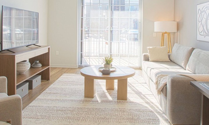 Grove City Apartment | Modern Apartment in Prime Location (ID8664X37)