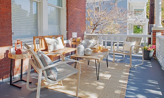 Dixon Park Apartment | Modern Apartment Near Forsyth