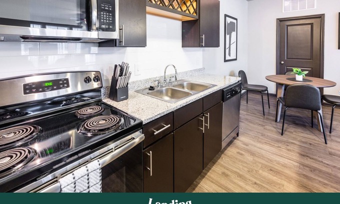 West Chester Apartment | Modern Apartment in Prime Location (ID2347X39)