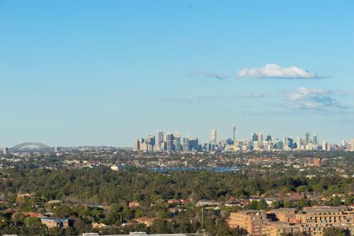 Sydney Olympic Park Apartment | Modern Apartment with City View at Sydney Olympic Park