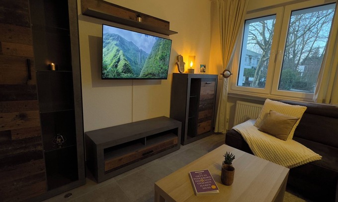 Kernstadt Apartment | Modern apartment with forest flair and coffee enjoyment
