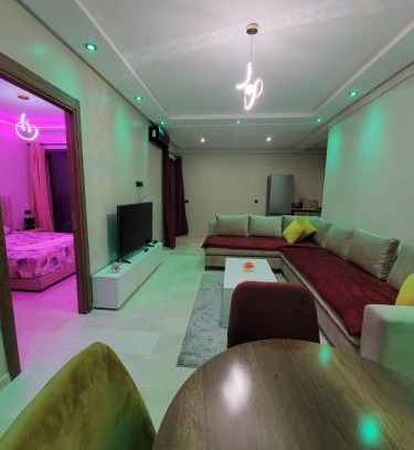 Semlalia Apartment | Modern Apartment with Pools & Free Parking