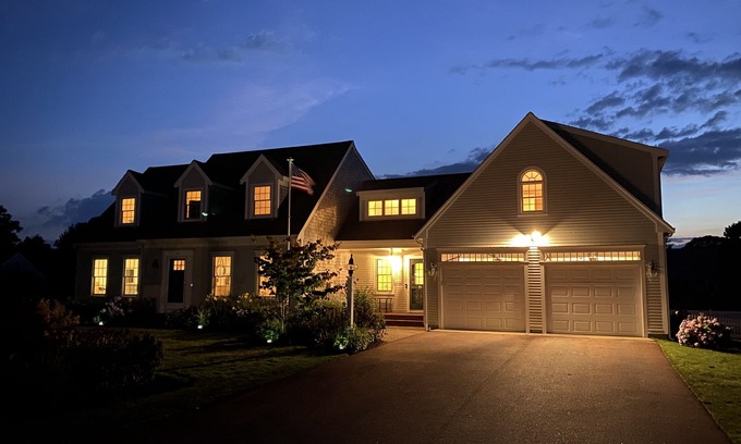 Barnstable House | Modern Beach House, Private Beach Rights, Minutes from Barnstable Village