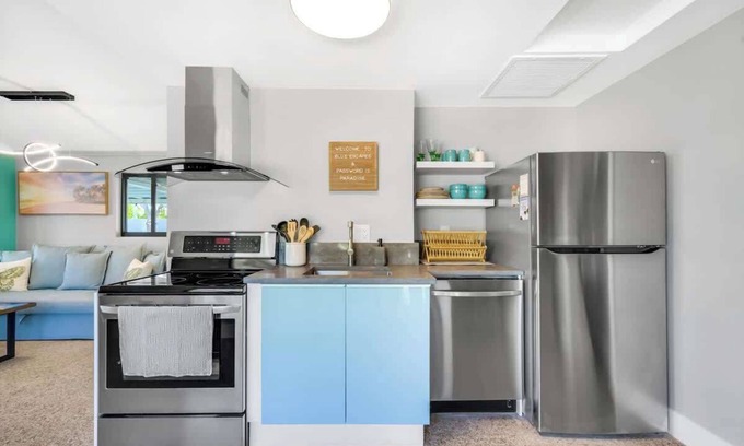 Indian Rocks Beach Cottage | Modern Beach Cottage | Steps to the Beach | Bikes