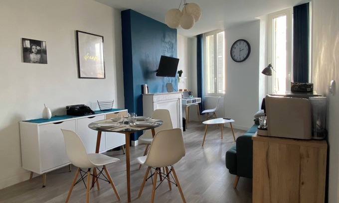 Saint-Lazare Apartment | Modern & Bright T2 Two Steps from the Old Port!