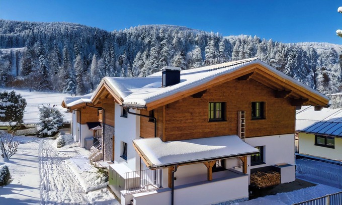 Wagrain Ski Chalet | Modern chalet with pine sauna by the ski lift